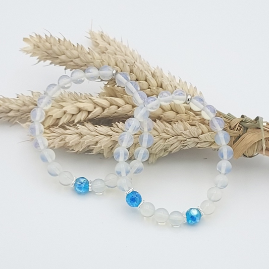 BRACELET OPALINE 8MM ET HOTARU