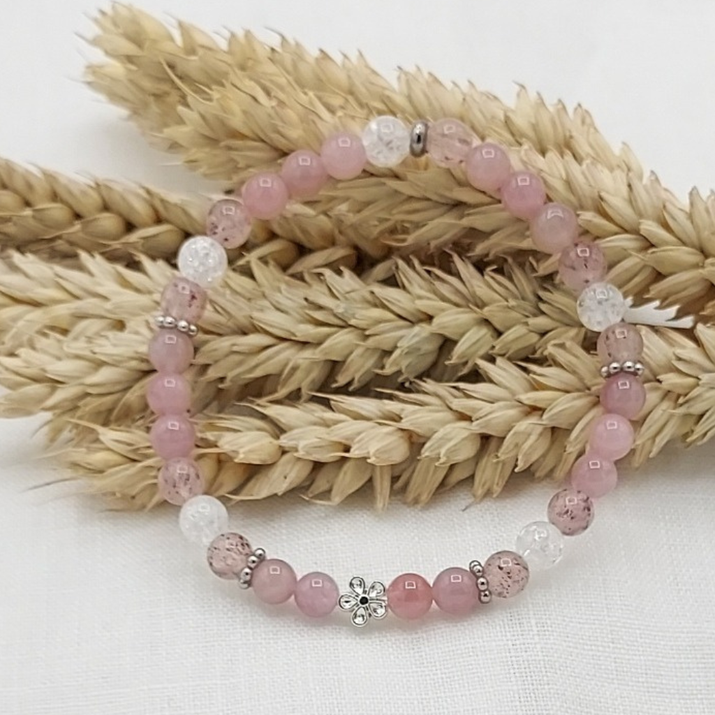 Bracelet en quartz rose et fraise et cristal roche perles semi-précieuses breloque fleur en argent laiton 18 carats, store-mj
