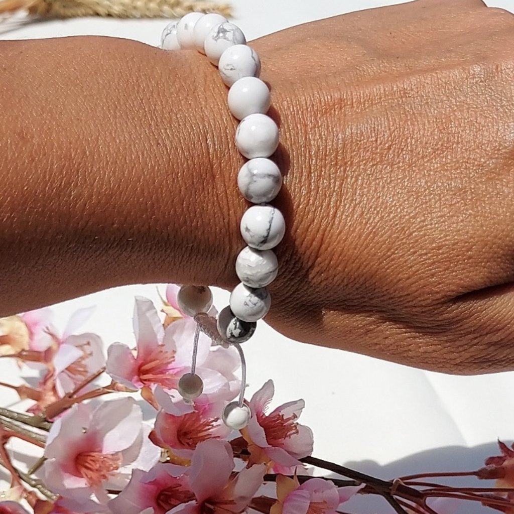 BRACELET SHAMBALLA HOWLITE BLANCHE