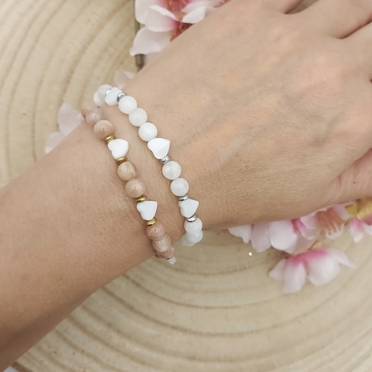 Bracelet pierre de lune blanche ou rose avec coeur en coquillage naturel 6mm, Store-mj